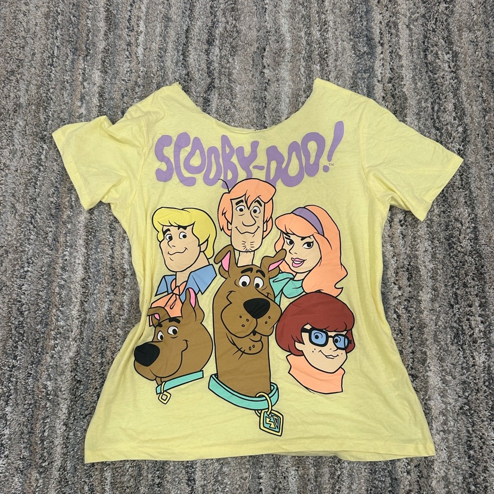Scooby-Doo Women's Yellow Graphic Tee